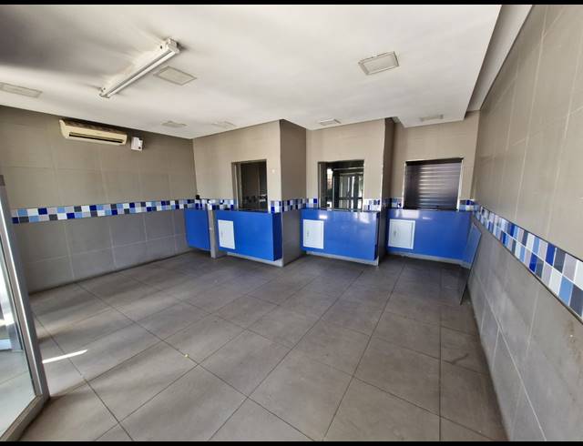 1,200M² RETAIL TO LET IN BEYERS PARK